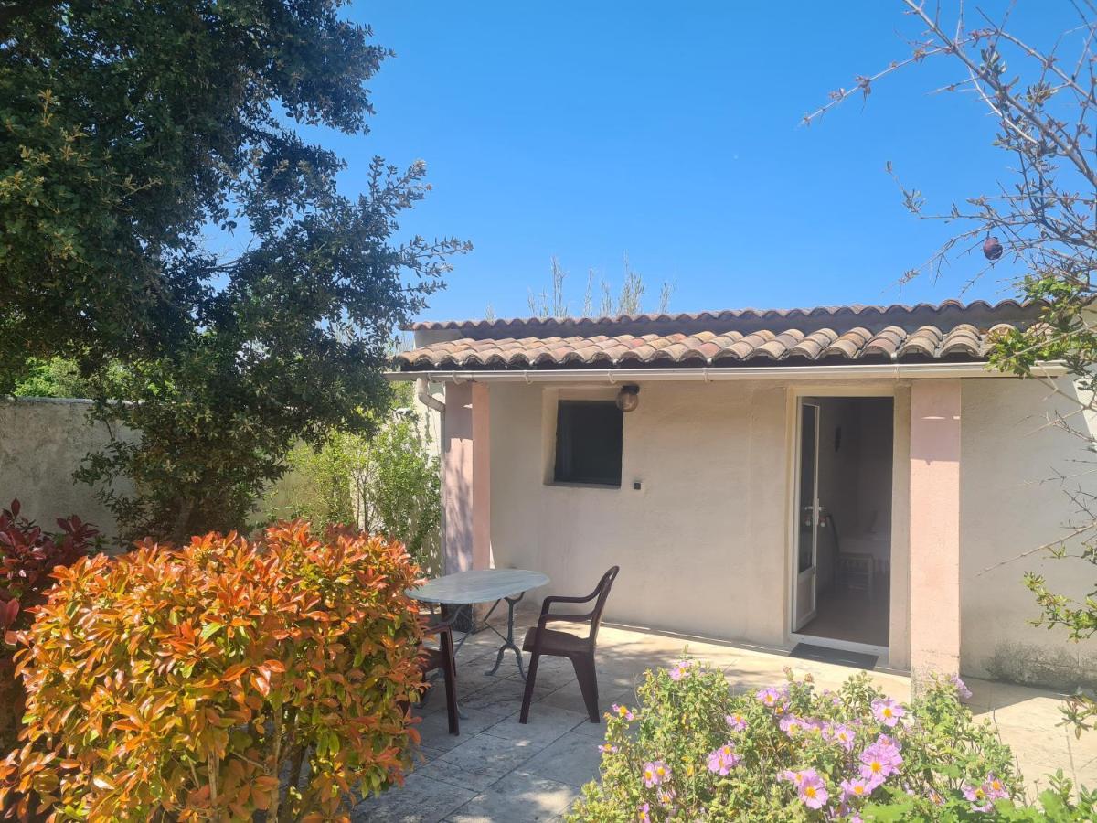 Les Buisses En Provence